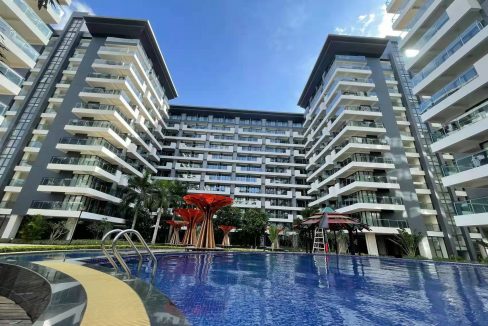 Modern One Bedroom Condominium for Sale along Russian Federation Road in Teuk Thla (2)