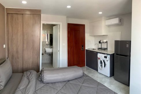 Very Nice Studio Apartment for rent in BKK (7)