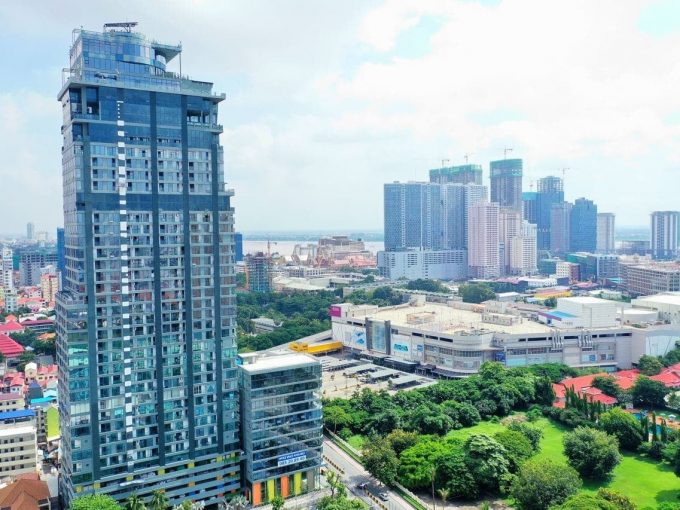 Beautiful 2 Bedrooms Condo Unite for rent in front of AEON Mall 1 with Gym, Swimming Pool (1)