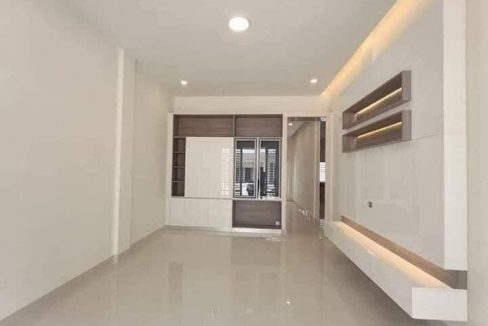 Beautifully Shophouse For Sale In Borey Peng Huoth Beng Snor Eco Sunrise (2)