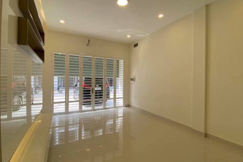Beautifully Shophouse For Sale In Borey Peng Huoth Beng Snor Eco Sunrise (4)
