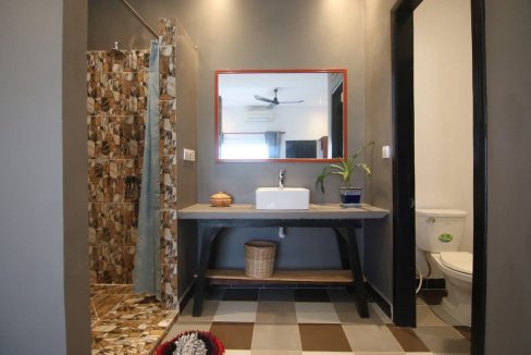 Corner Boutique with Culture Style for Sale in Siem Reap Province (7)