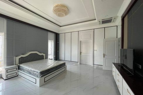 King A Corner Villa For Sale In Borey Peng Huoth Boeng Snor (6)