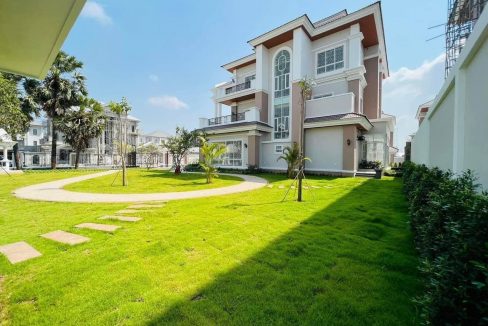 King A Villa For Sale In Borey Peng Huoth Boeng Snor Eco Melody (3)