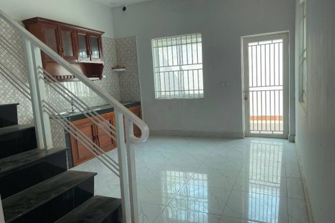 Link Villa for Urgent Sale Nearly by Tol Pongro Makert (5)