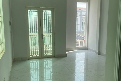 Link Villa for Urgent Sale Nearly by Tol Pongro Makert (9)