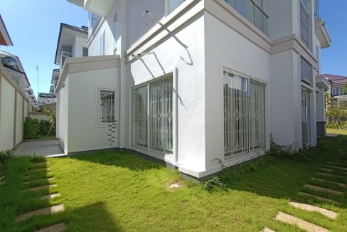 Luxury Queen Villa For Sale In Borey Peng Huoth Boeng The Star Diamonds (5)
