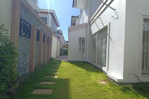 Luxury Queen Villa For Sale In Borey Peng Huoth Boeng The Star Diamonds (6)