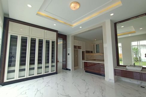 Luxury Queen Villa For Sale In Borey Peng Huoth Boeng The Star Diamonds (7)