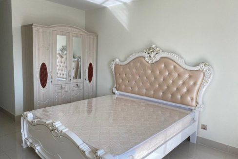 New Spacious Studio Condominium for rent in TK is looking for you now (3)