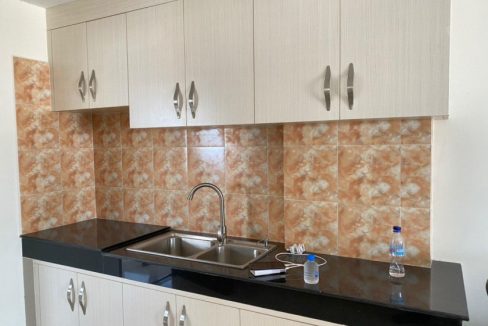 New Spacious Studio Condominium for rent in TK is looking for you now (7)