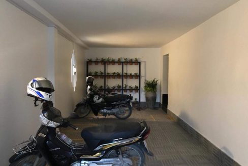 The Service Included Hot & Cold Water Wi-Fi & Cable TV Moto parking inside & Car park outside Mini Mart. (11)