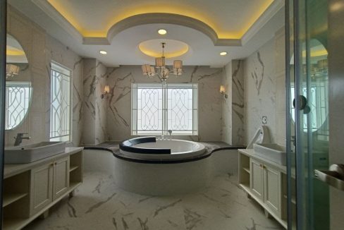 Very Nice King A Villa For Rent In Borey Peng Huoth Beng Snor (8)