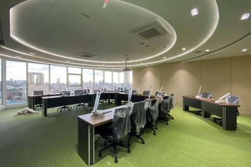Very Nice One Bedroom Condominium with Gym Steam Swimming Pool and Sky Bar in Bkk3 (15)