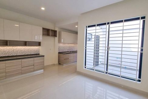 4 Bedrooms Conner Link VIlla for Sale in Borey Peng Hourt Beng Snor the Eco Delta (4)