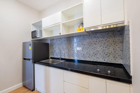 Beautiful Studio Service Apartment for rent in BKK (4)