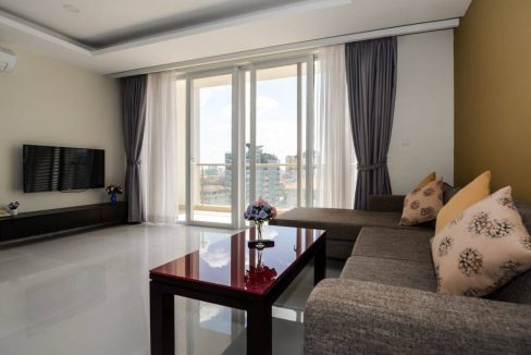 Charming 3 Bedrooms Apartment for rent in BKK1 (10)