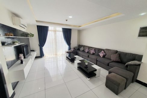 Good Location 3 Bedrooms Condominium for rent access to gym, Steam sauna and pool (5)