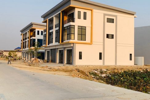 Modern Stylist Link Villa for Sale in ChoukVa 2 (10)