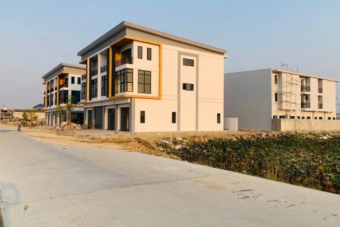 Modern Stylist Link Villa for Sale in ChoukVa 2 (2)