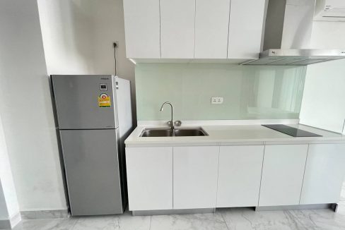 New Brand Studio Apartment for rent in BKK1 (15)