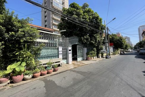 Spacious House For Sale Near Russian Market (2)