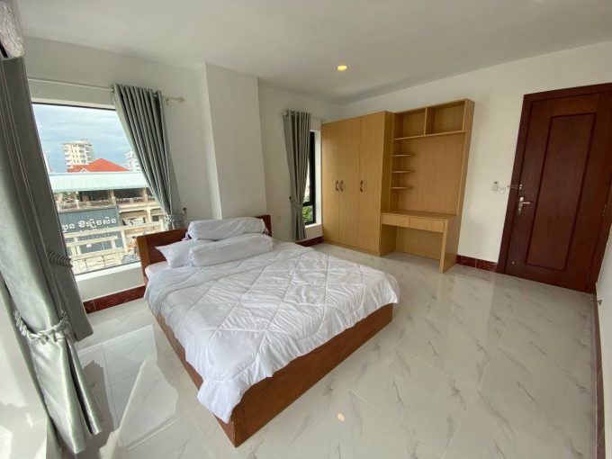 Spacious Tow Bedrooms Apartment For Rent in Chamkar Mon (1)