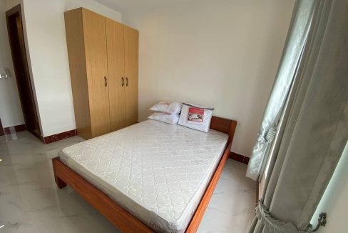 Spacious Tow Bedrooms Apartment For Rent in Chamkar Mon (2)