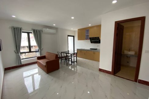 Spacious Tow Bedrooms Apartment For Rent in Chamkar Mon (5)