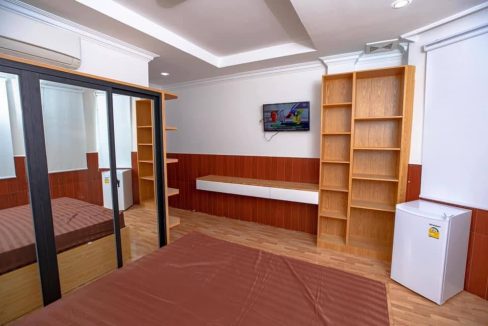 Studio Apartment For Rent in Good Location Near TK Market (2)