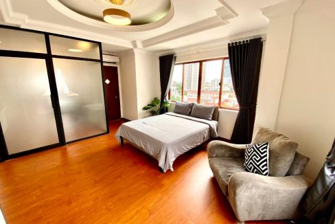 Sweet Home 3 Bedrooms Condominium for rent near Independence Monument (3)