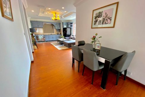 Sweet Home 3 Bedrooms Condominium for rent near Independence Monument (4)