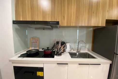 Luxury One Bedroom Apartment for Rent In BKK1 (4)