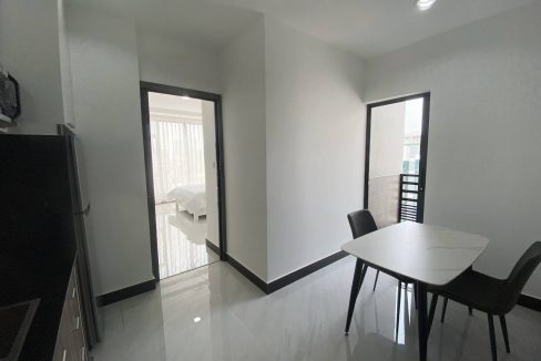 Modern Stylist 1 Bedroom Apartment for rent in 7 Makara (4)