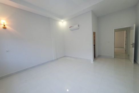 Very Nice Modern Link Villa for Sale in Kandal Province (3)