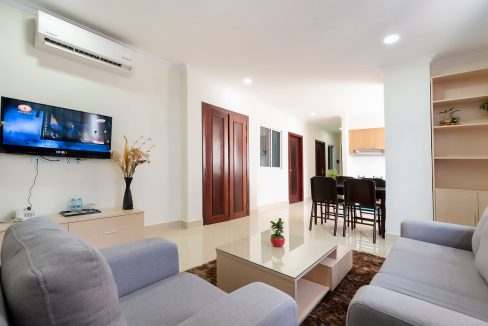 Beautiful 3 Bedrooms Apartment for Rent with Best Locattion In Boeng Keng Kang (3)