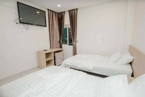 Modern Two Bedrooms Apartment for Rent In Khan Doun Penh (5)