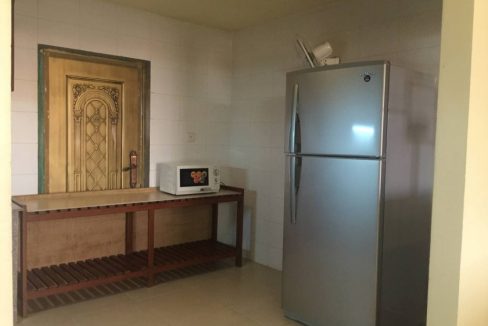 One Bedroom Apartment with Very Nice Location In Doun Penh (6)