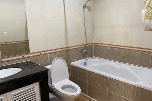 Swimming Pool with Two Bedrooms Apartment for Rent In Khan 7 Makara (4)