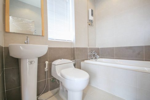Very Nice One Bedroom Apartment for Rent In Khan Toul Kork (3)
