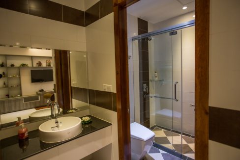 Charming Two Bedrooms Apartment for Rent with Best Location In Boeng Keng Kang (10)