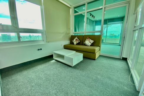 Fully Furnished Three Bedrooms Apartment for Rent In Boeng Keng Kang (10)