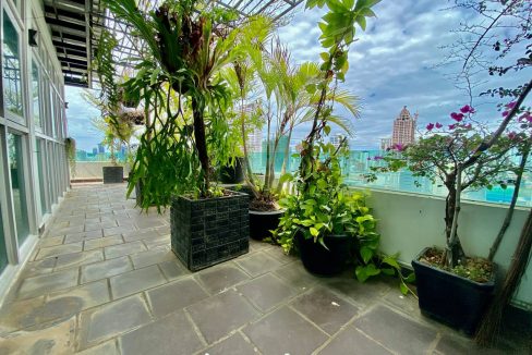 Fully Furnished Three Bedrooms Apartment for Rent In Boeng Keng Kang (12)