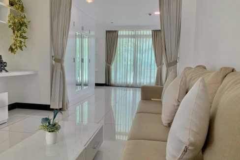 Fully Furnished Three Bedrooms Apartment for Rent In Boeng Keng Kang (14)