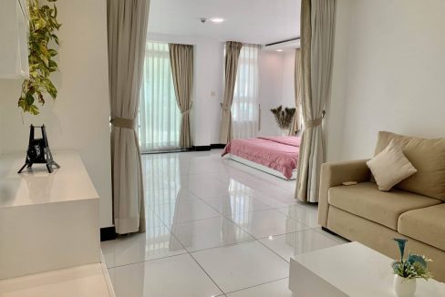 Fully Furnished Three Bedrooms Apartment for Rent In Boeng Keng Kang (4)