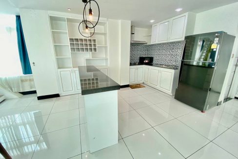 Fully Furnished Three Bedrooms Apartment for Rent In Boeng Keng Kang (9)