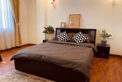 Fully furnished 1 bedroom office Available for Rent in Boeng Keng Kang (3)