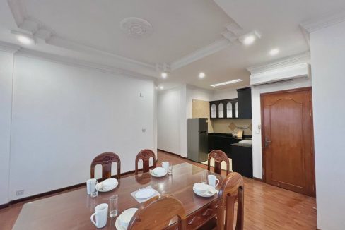 Luxury Two Bedrooms Apartment for Rent In Boeng Keng Kang (7)