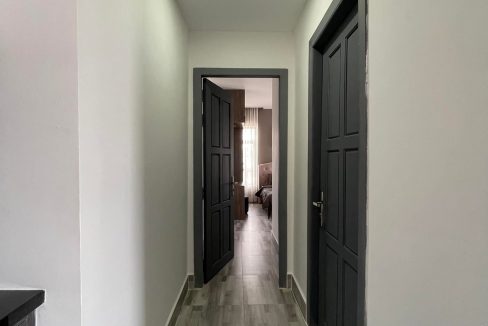 Modern Two Bedrooms Apartment for Rent In Meanchey (11)