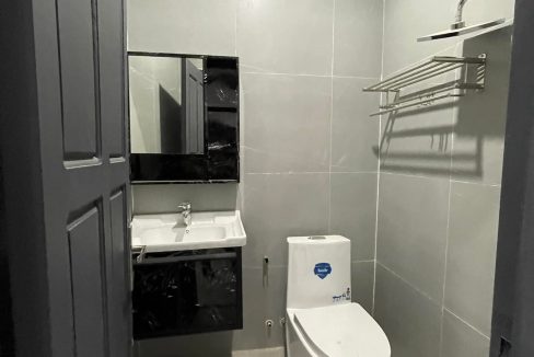Modern Two Bedrooms Apartment for Rent In Meanchey (9)